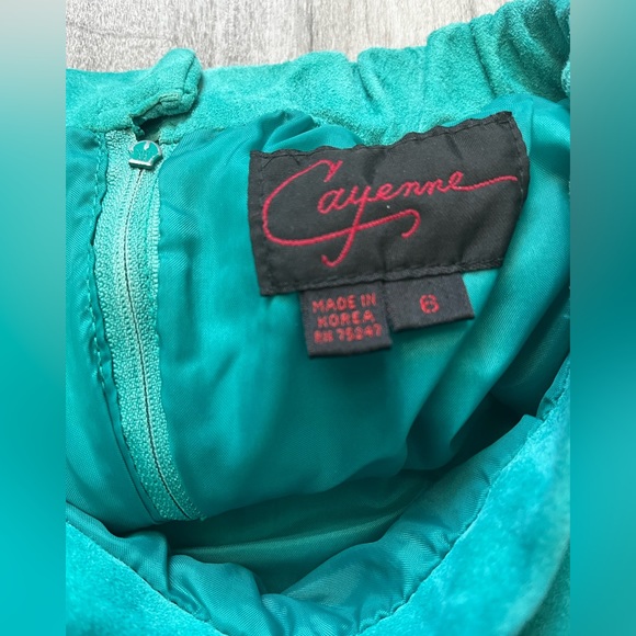 Rare Vintage Suede Matching Skirt/Jacket Set in Turquoise Size Small (4-6) - Picture 7 of 8